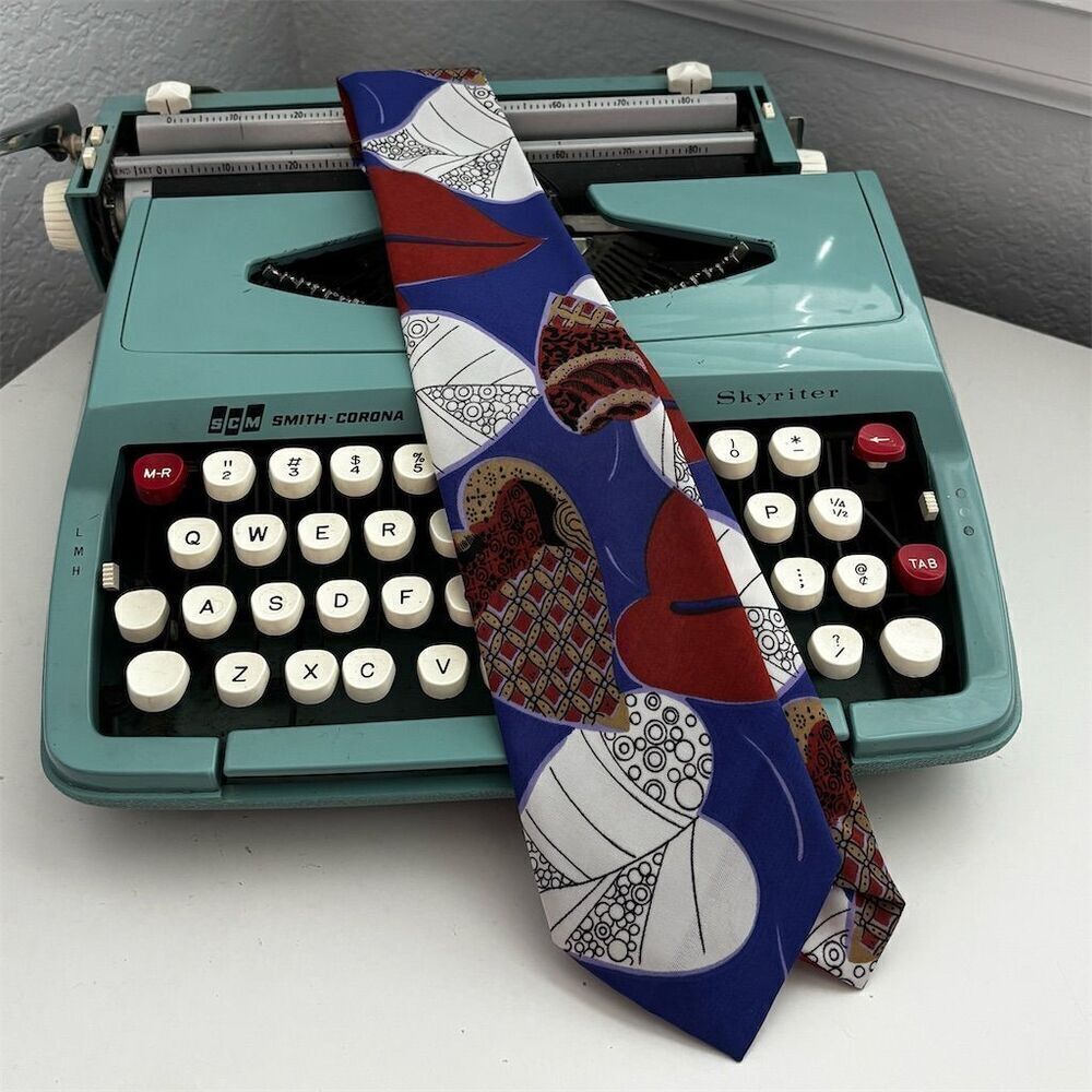 Silk neck tie